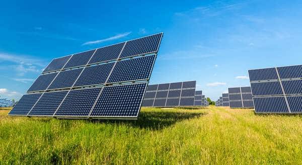 découvrez notre guide complet pour l'achat de panneaux solaires. apprenez à choisir les meilleurs modèles, à comprendre les critères de performance, et à optimiser votre investissement tout en contribuant à la transition énergétique.