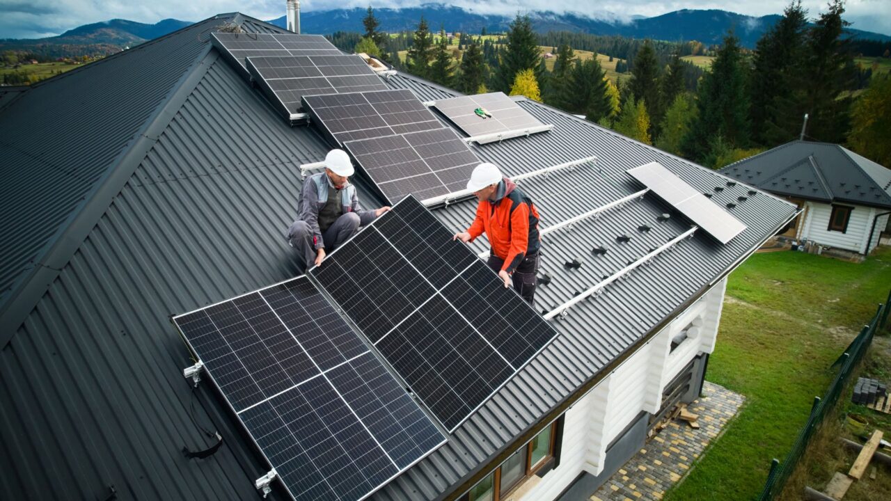 profitez de l'éco-prêt pour financer l'installation de panneaux photovoltaïques et réduire vos factures d'énergie tout en contribuant à la protection de l'environnement. découvrez les avantages financiers et écologiques de cette solution d'énergie renouvelable.