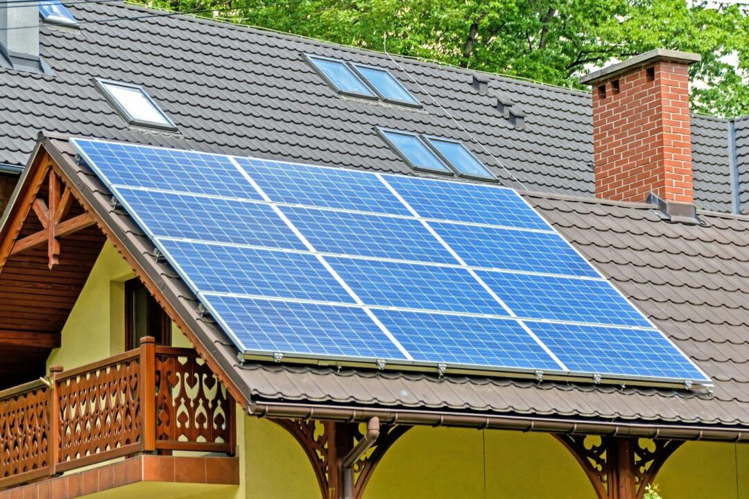 découvrez notre guide complet sur les panneaux solaires : avantages, installation, entretien et meilleures pratiques pour optimiser votre production d'énergie renouvelable. transformez votre habitation en un espace écologique tout en réduisant vos factures d'électricité.