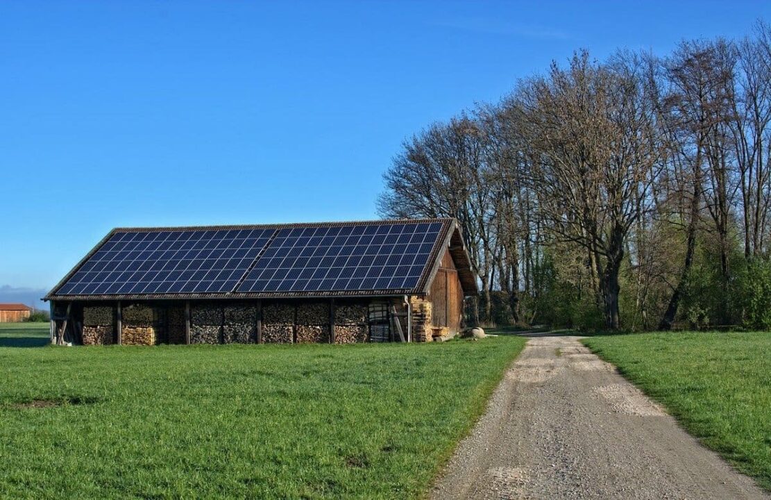 découvrez notre service de location de toiture pour panneaux solaires. maximisez votre espace tout en réduisant votre empreinte carbone grâce à des solutions écologiques et abordables. transformez votre toiture en source d'énergie renouvelable dès aujourd'hui!