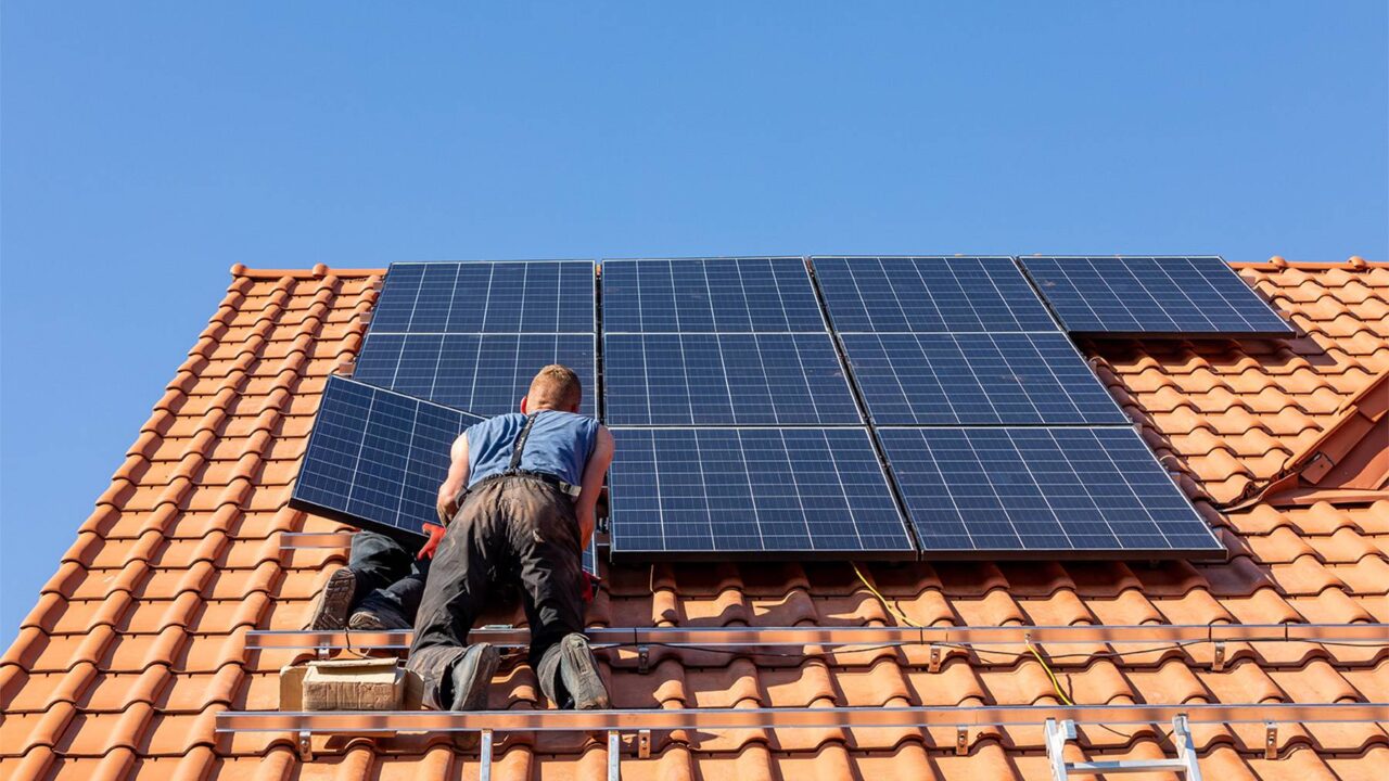 découvrez les avantages des panneaux solaires pour votre maison : économisez sur vos factures d'énergie, réduisez votre empreinte carbone et contribuez à un avenir durable. informez-vous sur les différentes options et comment choisir le système adapté à vos besoins.