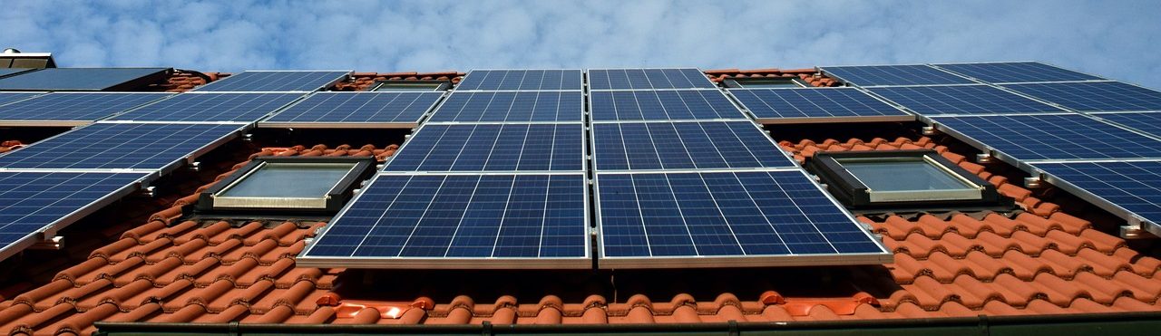 découvrez les innovations et tendances des panneaux solaires en 2024. maximisez votre efficacité énergétique et réduisez vos factures avec les dernières technologies solaires adaptées à vos besoins.