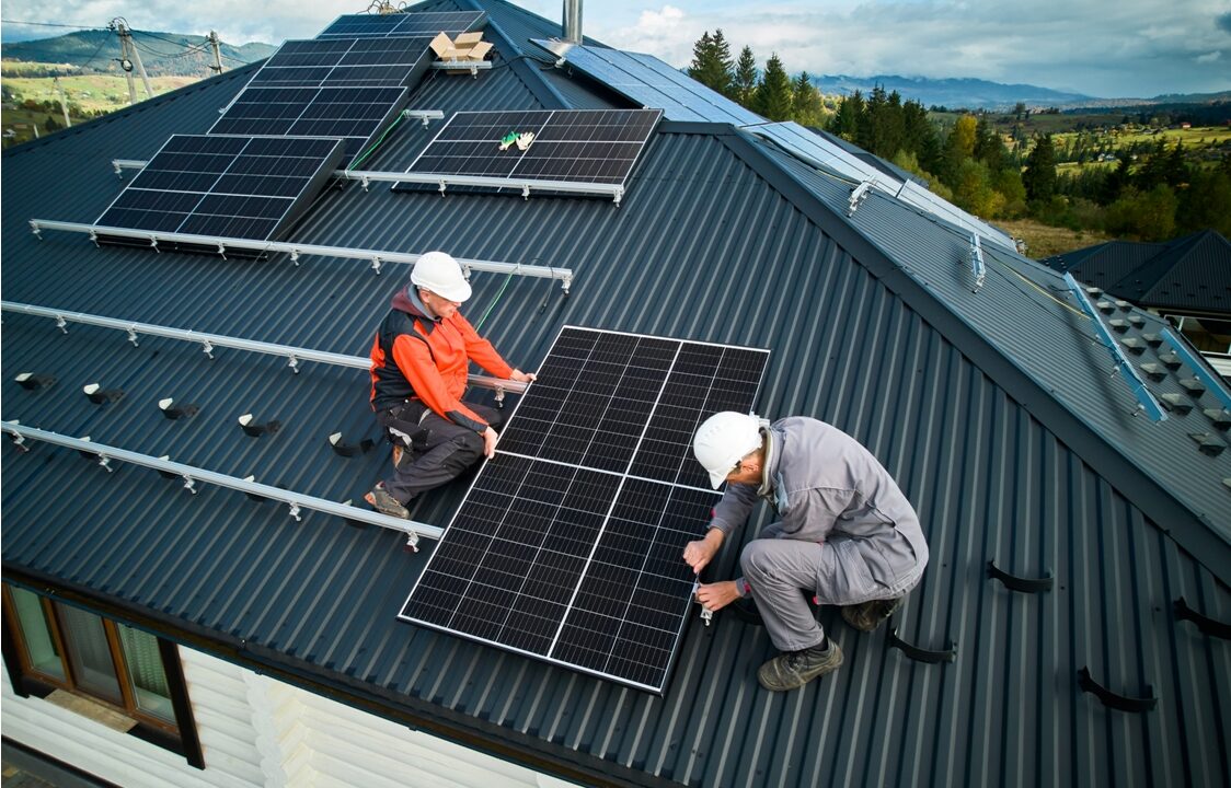 découvrez notre guide complet sur les onduleurs photovoltaïques : tout ce que vous devez savoir pour choisir, installer et optimiser votre système d'énergie solaire. profitez d'une énergie renouvelable efficace et durable tout en maximisant vos économies.