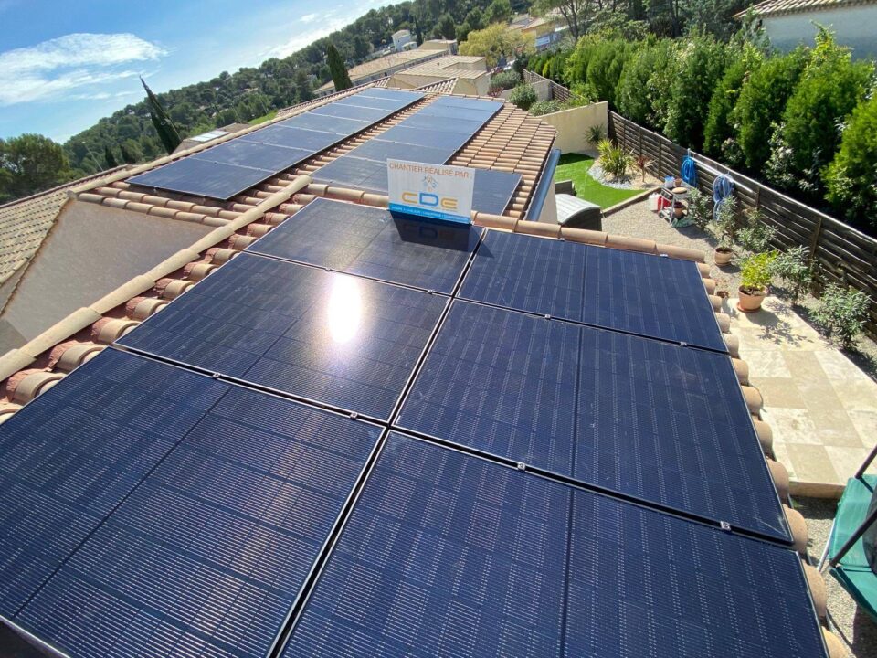 découvrez notre panneau photovoltaïque de 9 kw, idéal pour produire une énergie solaire efficace et durable. profitez d'économies sur vos factures d'électricité tout en contribuant à la préservation de l'environnement grâce à cette solution énergétique renouvelable. optez pour une installation robuste et performante qui s'adapte à vos besoins.