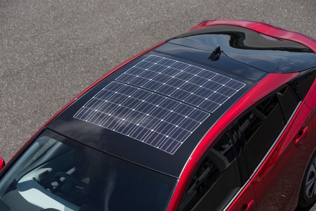 découvrez les panneaux solaires spécialement conçus pour recharger votre voiture électrique. optimisez votre autonomie tout en contribuant à la préservation de l'environnement grâce à cette solution énergétique innovante et durable.