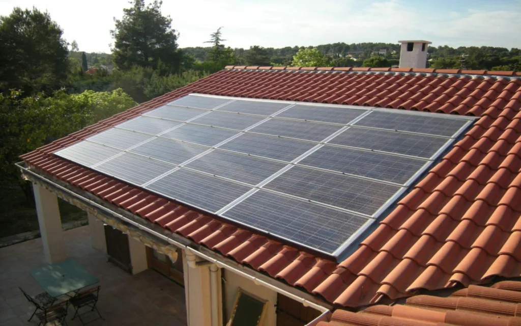 découvrez le photovoltaïque simple, une solution énergétique accessible et durable pour réduire vos factures d'électricité tout en préservant l'environnement. apprenez comment installer et bénéficier de panneaux solaires chez vous facilement.