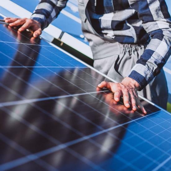 découvrez les solutions innovantes d'anah en matière de photovoltaïque durable. transformez votre consommation d'énergie et participez à la transition énergétique avec des installations solaires éco-responsables. profitez d'économies tout en préservant l'environnement.