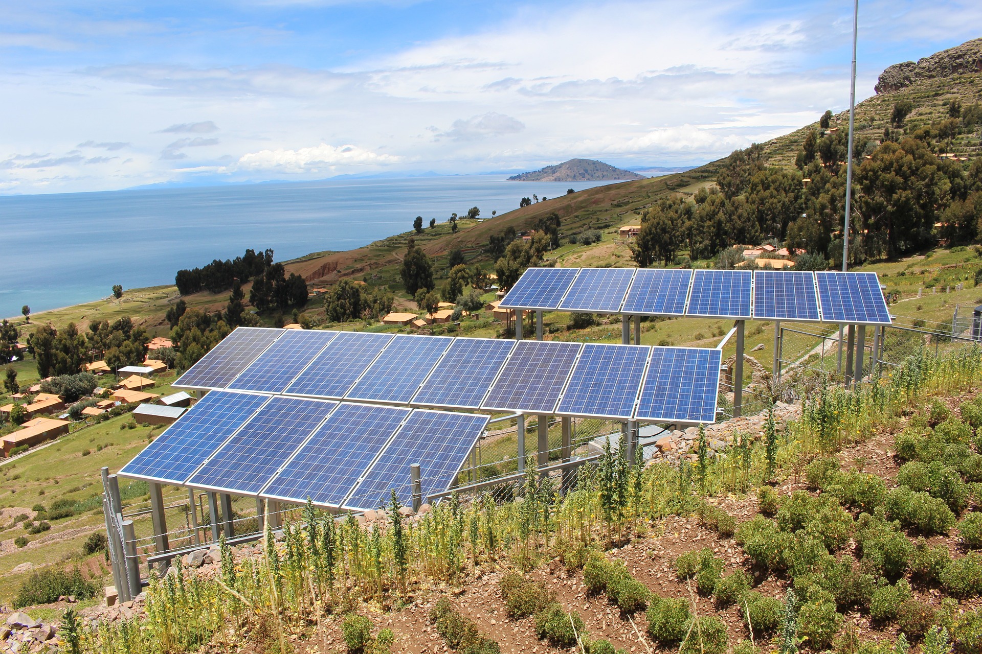 découvrez les avantages des trackers photovoltaïques : amélioration de l'efficacité énergétique, optimisation de la production d'électricité solaire, et réduction des coûts à long terme. apprenez comment ces dispositifs innovants maximisent l'exposition au soleil et augmentent le rendement de vos panneaux solaires.