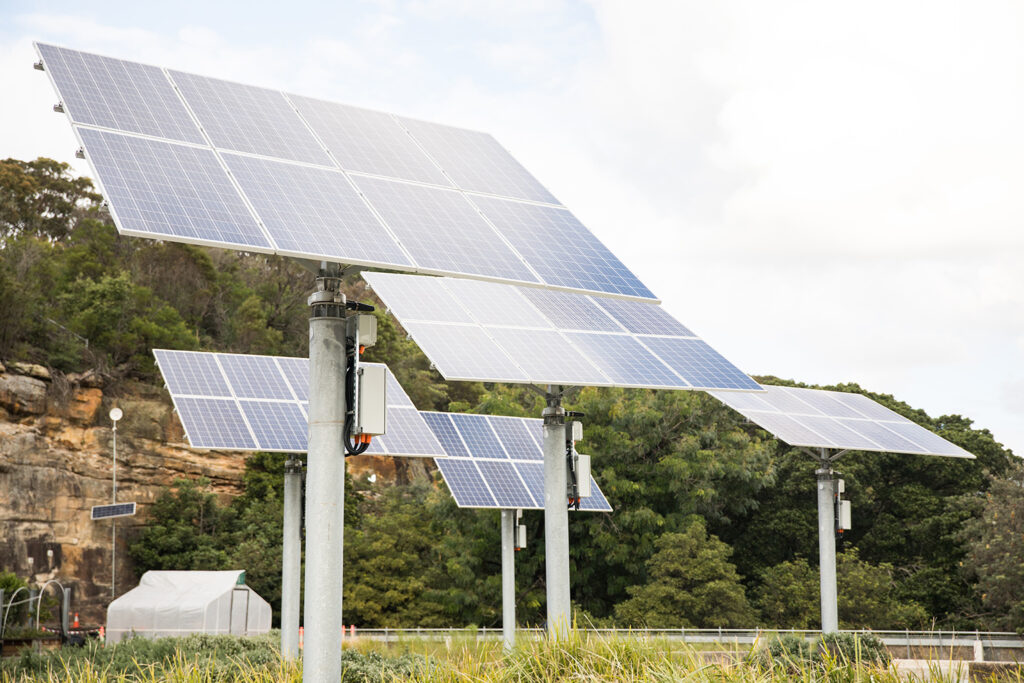 découvrez les nombreux avantages des trackers photovoltaïques, des systèmes innovants qui maximisent la production d'énergie solaire en suivant la course du soleil. augmentez l'efficacité de vos installations solaires, réduisez vos coûts énergétiques et contribuez à une planète plus verte grâce à cette technologie de pointe.