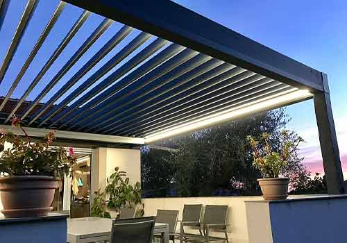 découvrez les nombreux avantages des pergolas solaires : un confort extérieur optimal, une protection contre les uv, une réduction des coûts énergétiques et une esthétique moderne pour embellir votre jardin. optez pour une solution écologique et durable qui allie fonctionnalité et design.