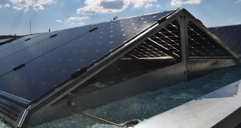 découvrez les avantages des panneaux solaires bifaciaux pour maximiser la production d'énergie solaire. profitez d'une technologie innovante qui capte la lumière réfléchie et augmente l'efficacité énergétique de votre installation solaire. optez pour une solution durable et performante pour votre consommation d'énergie.