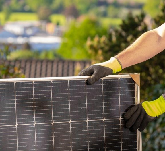 découvrez comment choisir les panneaux solaires adaptés à vos besoins : types, avantages, installation et économies d'énergie. informez-vous pour faire le meilleur choix pour votre maison et l'environnement.