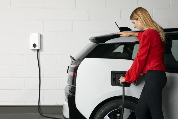 découvrez notre comparatif des meilleures bornes de recharge pour voitures électriques. analysez les caractéristiques, les prix et les performances des modèles disponibles sur le marché pour faire le choix qui convient le mieux à vos besoins.