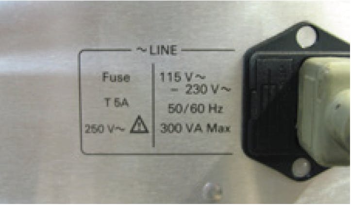 découvrez la différence entre les volt-amps et les watts, deux unités essentielles en électricité. apprenez comment elles se rapportent à la puissance apparente et au travail effectué, ainsi que leurs implications dans les systèmes électriques. idéal pour les étudiants et les professionnels souhaitant approfondir leurs connaissances en électricité.