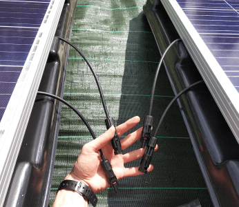 découvrez notre guide complet pour l'installation de panneaux solaires. apprenez étape par étape comment optimiser l'énergie solaire chez vous, réduire vos factures d'électricité et contribuer à un avenir durable. que vous soyez un bricoleur débutant ou expérimenté, ce guide vous fournit toutes les informations nécessaires pour réussir votre projet.