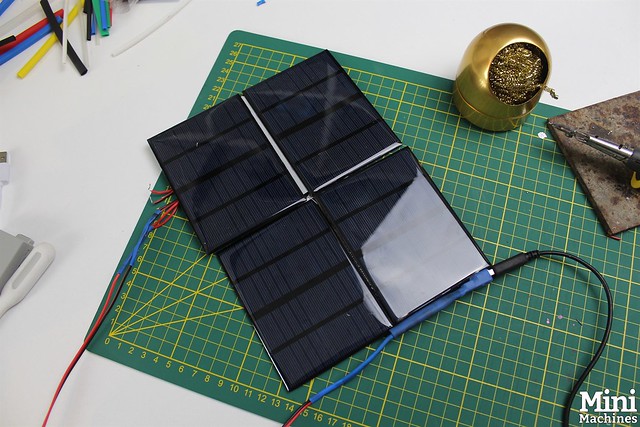 découvrez notre guide complet sur les panneaux solaires diy ! apprenez à installer votre propre système solaire, économiser sur vos factures d'énergie et contribuer à un avenir durable. idéal pour les bricoleurs et passionnés d'écologie.