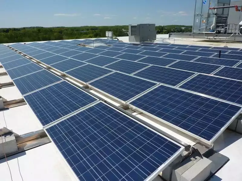 découvrez notre guide complet sur les panneaux solaires à lille : types de panneaux, aides financières, avantages écologiques et conseils d'installation pour profiter au mieux de l'énergie solaire dans votre région.