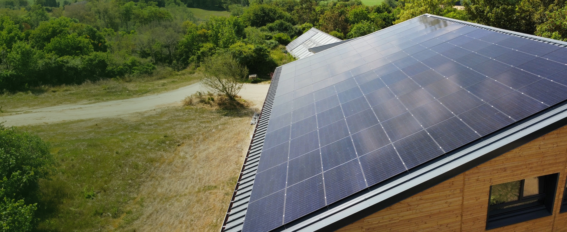 découvrez nos services d'installateur photovoltaïque pour transformer votre énergie solaire en économies durables. bénéficiez d'une expertise professionnelle et d'une installation sur mesure pour votre maison ou votre entreprise.