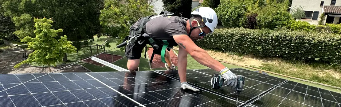 découvrez nos services d'installation de panneaux photovoltaïques pour une énergie durable et économique. profitez d'une expertise de qualité et d'un accompagnement personnalisé pour réduire votre empreinte carbone et faire des économies sur vos factures d'électricité.