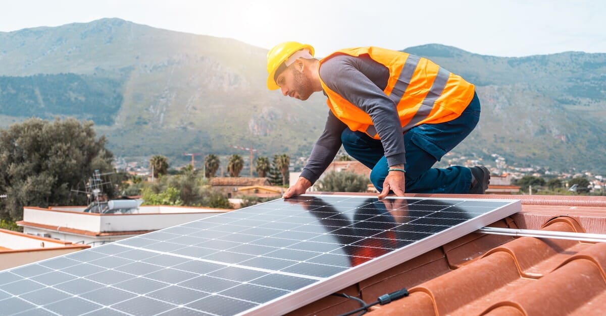 découvrez notre service professionnel d'installation de panneaux solaires pour optimiser votre consommation d'énergie. profitez d'une solution écologique et économique grâce à nos experts, qui vous accompagnent du choix des équipements jusqu'à la mise en service. transformez votre maison en une source d'énergie renouvelable dès aujourd'hui !