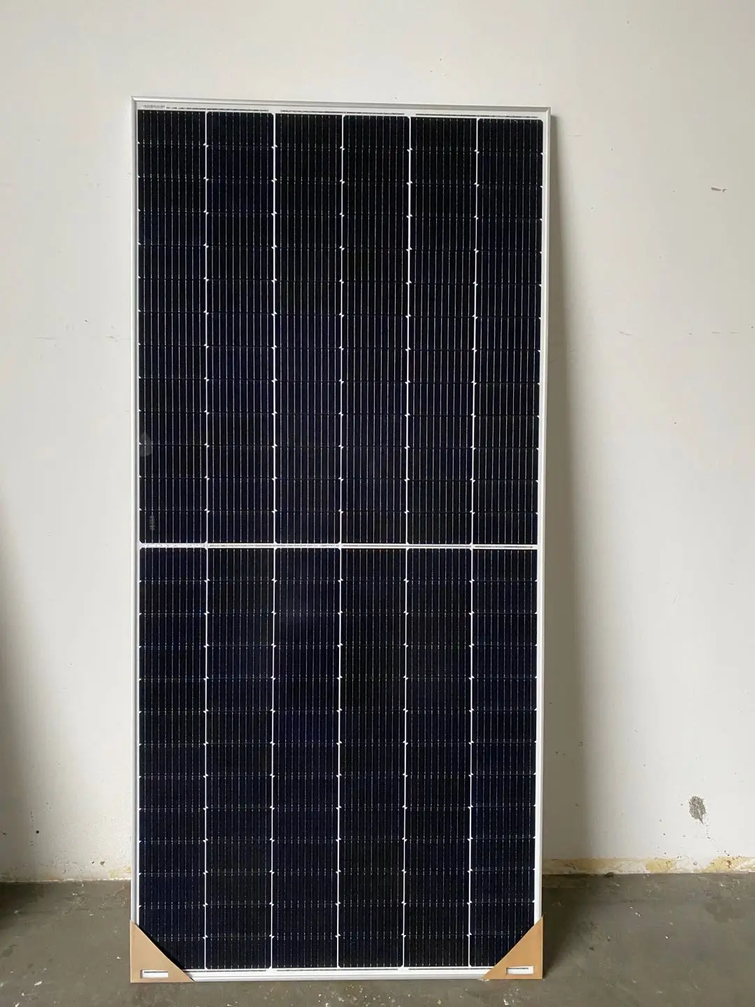 découvrez notre avis complet sur le panneau solaire jinko solar tiger neo 425w. explorez ses performances, son efficacité énergétique et ses caractéristiques qui en font un choix idéal pour vos installations solaires.