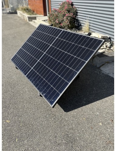 découvrez notre kit solaire pour balcon, la solution idéale pour profiter d'une énergie propre et renouvelable chez vous. facile à installer et adapté aux petits espaces, ce kit vous permet de réduire votre facture d'électricité tout en contribuant à la protection de l'environnement. optez pour une énergie verte et transformez votre balcon en véritable source d'énergie durable.