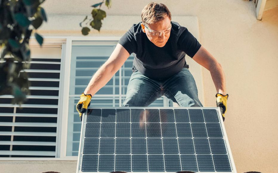 découvrez nos kits et panneaux solaires éco-responsables pour une énergie renouvelable à domicile. profitez d'une installation facile et d'une réduction de votre empreinte carbone tout en réalisant des économies sur vos factures d'électricité.