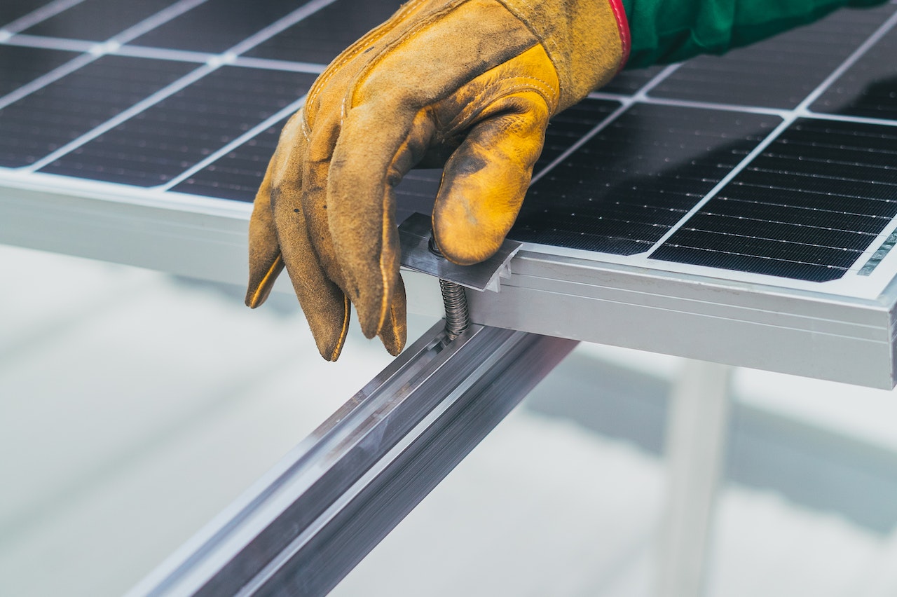 découvrez comment maximiser l'efficacité de vos panneaux solaires pour optimiser votre production d'énergie. suivez nos conseils pratiques et astuces pour profiter pleinement de l'énergie solaire et réduire vos factures d'électricité.