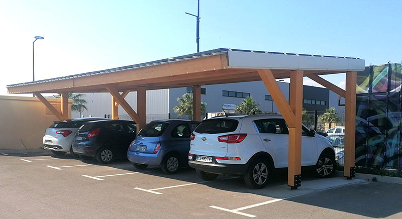 découvrez notre solution d'ombrière de parking, alliant protection contre les intempéries et production d'énergie solaire. idéale pour valoriser vos espaces de stationnement tout en respectant l'environnement.