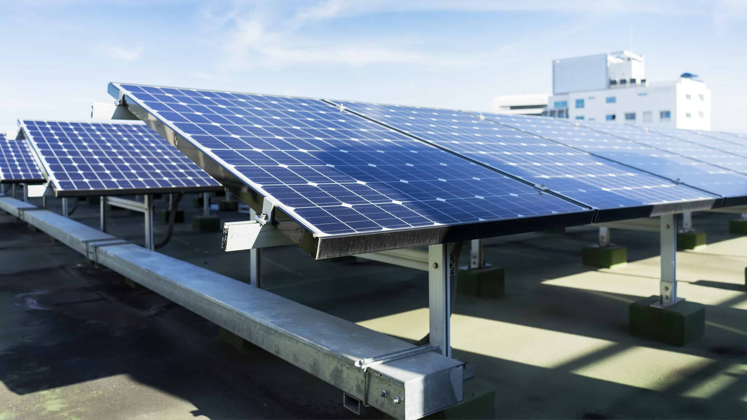 découvrez les avantages des ombrières photovoltaïques, une solution innovante qui allie protection solaire et production d'énergie renouvelable. idéales pour les parkings, elles maximisent l'espace tout en contribuant à la transition énergétique.