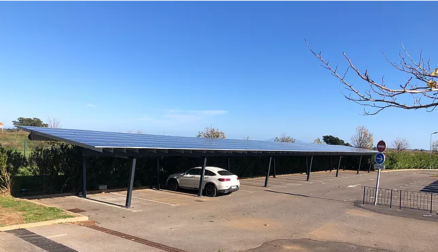 découvrez les avantages des ombrières solaires, une solution innovante qui allie protection contre le soleil et production d'énergie renouvelable. idéales pour les parkings et espaces publics, elles contribuent à un avenir durable tout en préservant l'environnement.