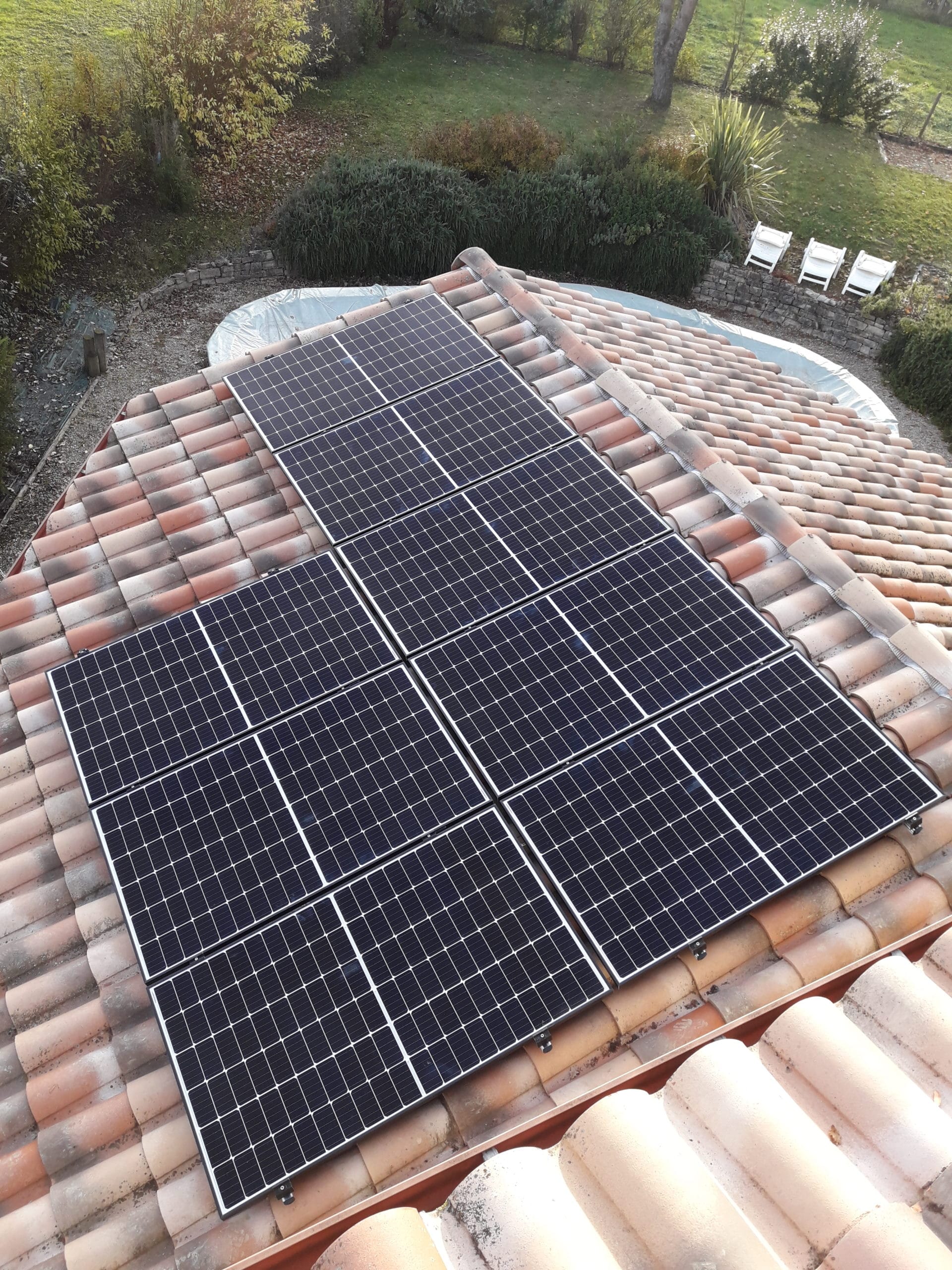 découvrez notre panneau solaire de 9 kwc, idéal pour optimiser votre production d'énergie renouvelable. profitez d'une solution performante et écologique pour réduire vos factures d'électricité tout en contribuant à la transition énergétique.