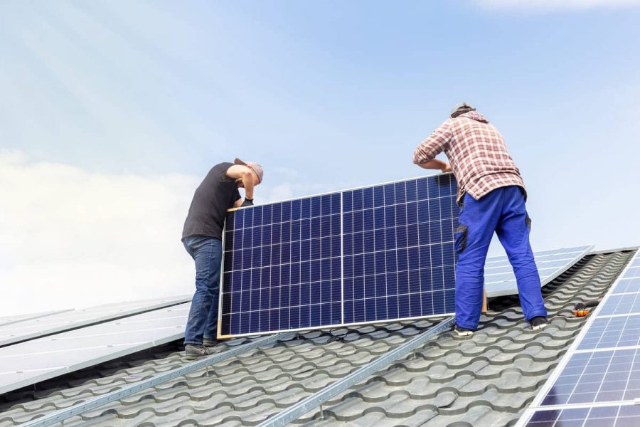 découvrez les panneaux solaires bifaciaux, une technologie innovante qui maximise la capture de l'énergie solaire grâce à leur conception à double face. améliorez l'efficacité énergétique de vos projets tout en réduisant votre empreinte carbone.