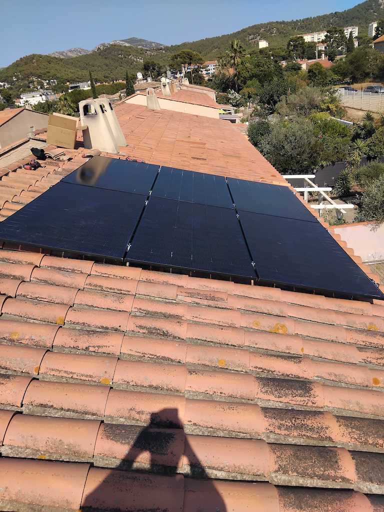 découvrez les meilleures solutions de panneaux solaires à marseille. optimisez votre consommation d'énergie tout en préservant l'environnement grâce à nos installations de qualité et notre expertise locale.