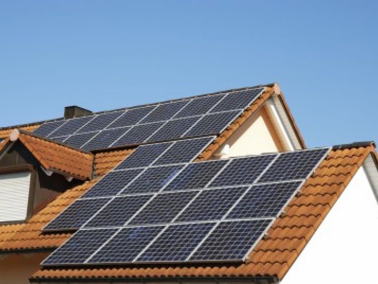 découvrez les avantages des panneaux solaires sur votre toit : économies d'énergie, réduction de l'empreinte carbone, valorisation de votre bien et indépendance énergétique. optez pour une solution durable et profitez d'une énergie propre tout en augmentant la valeur de votre propriété.