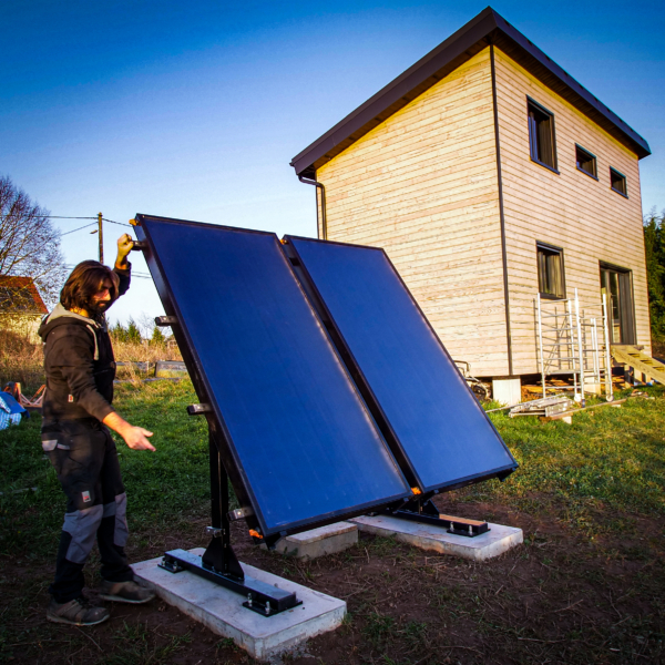 découvrez les panneaux photovoltaïques orientables, une solution innovante pour maximiser la capture de l'énergie solaire. optimisez votre production d'électricité grâce à une orientation ajustable, adaptée aux conditions d'ensoleillement. idéal pour les particuliers et les entreprises désireuses de réduire leur empreinte carbone tout en réalisant des économies sur leur facture énergétique.