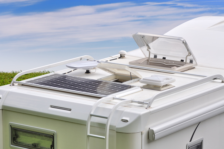 découvrez les avantages des panneaux solaires pour camping-car : autonomie énergétique, réduction de l'empreinte carbone et liberté de voyager sans contraintes. optez pour une installation simple et optimisez vos aventures en pleine nature avec une source d'énergie renouvelable !