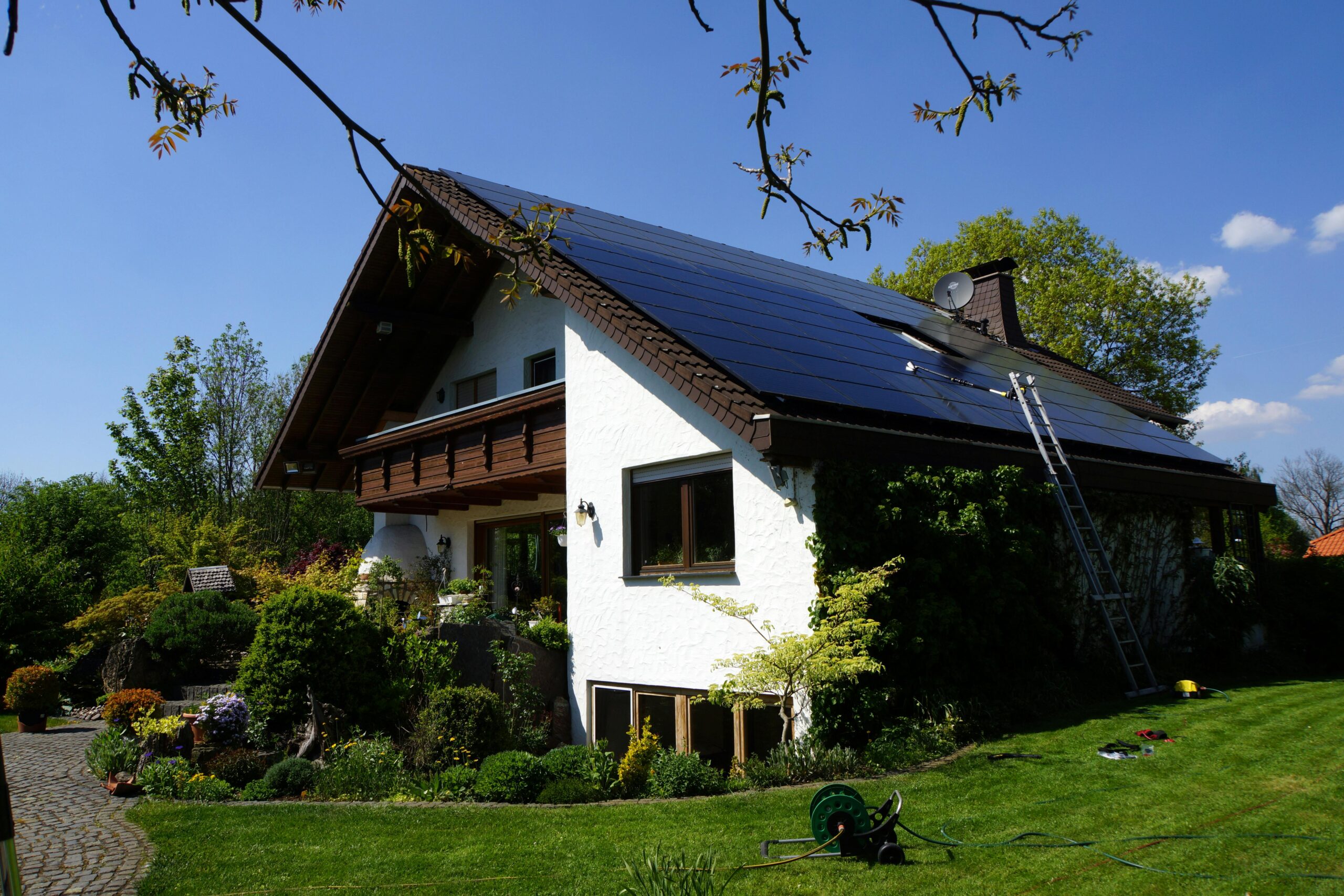 découvrez comment installer des panneaux solaires en zone classée tout en respectant les normes environnementales et architecturales. profitez d'une énergie renouvelable durable, adaptée à votre patrimoine, sans compromettre l'intégrité de votre paysage.