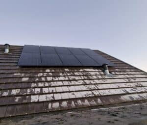 découvrez les meilleures solutions de panneaux solaires à lille pour réduire vos factures d'énergie et contribuer à la protection de l'environnement. profitez de nos conseils d'experts et de nos offres adaptées à vos besoins.