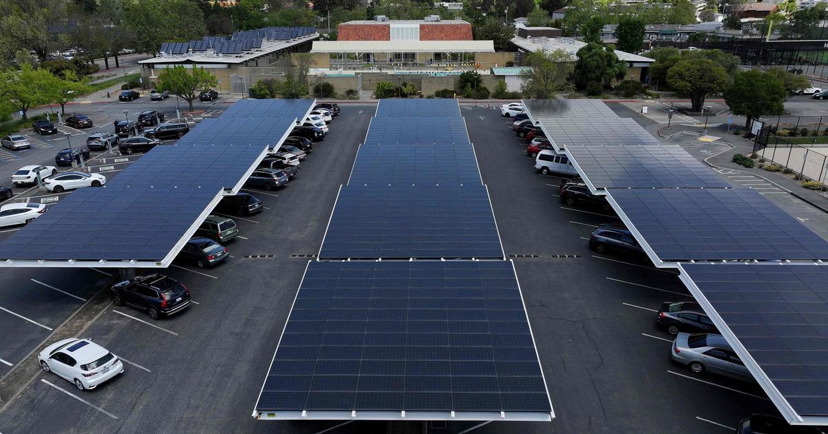 découvrez comment intégrer des panneaux solaires sur vos parkings pour une solution écologique et économique. transformez vos espaces de stationnement en producteurs d'énergie renouvelable tout en protégeant les véhicules du soleil.