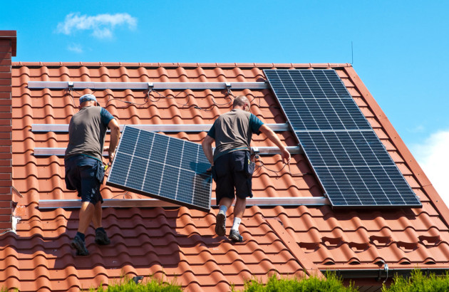 découvrez les panneaux solaires en position portrait à 30°, une solution idéale pour maximiser la captation de l'énergie solaire. optimisez votre consommation d'énergie tout en réduisant votre empreinte carbone grâce à cette technologie innovante et performante.