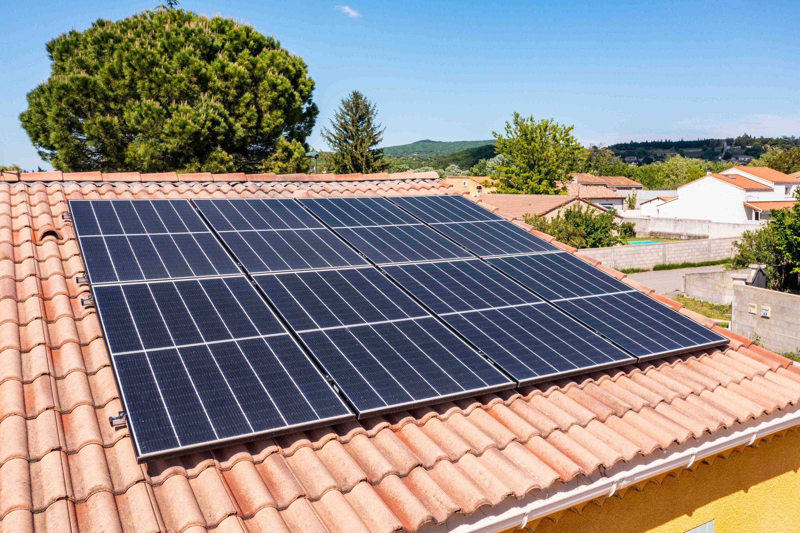 découvrez nos panneaux solaires adaptés pour une puissance de 3 kw, idéaux pour réduire vos factures d'électricité et investir dans un avenir durable. optimisez votre consommation d'énergie avec nos solutions performantes et écologiques.