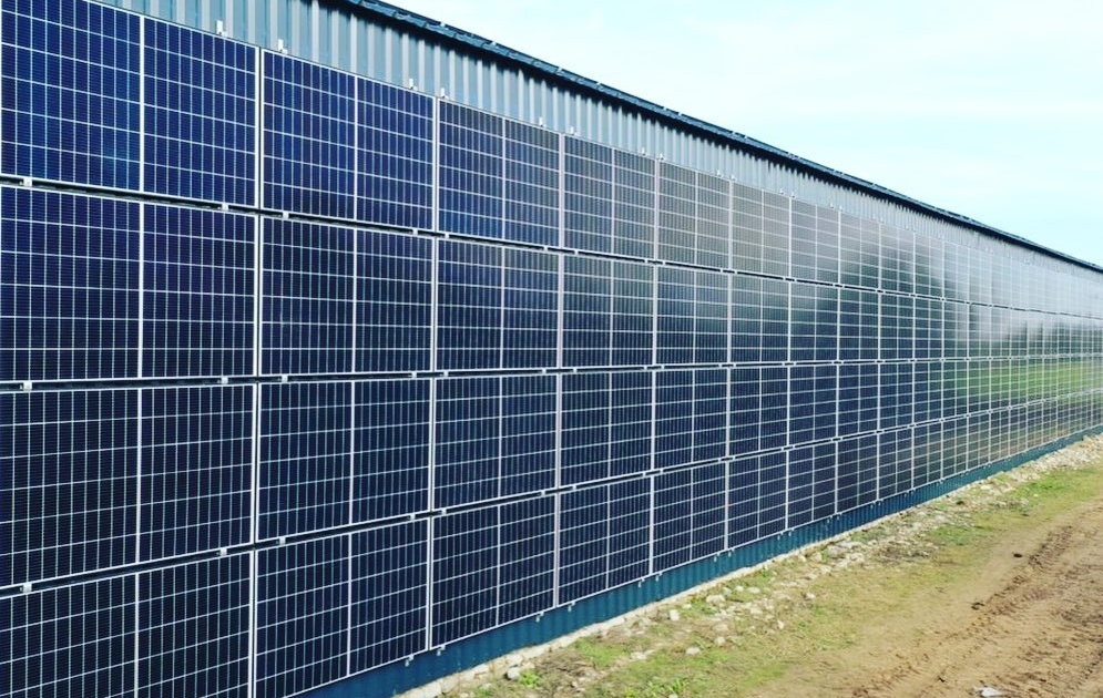 découvrez les avantages des panneaux solaires verticaux, une solution innovante et efficace pour optimiser la production d'énergie renouvelable tout en économisant de l'espace. idéaux pour les petits terrains et les environnements urbains, ces panneaux allient performance et esthétique.