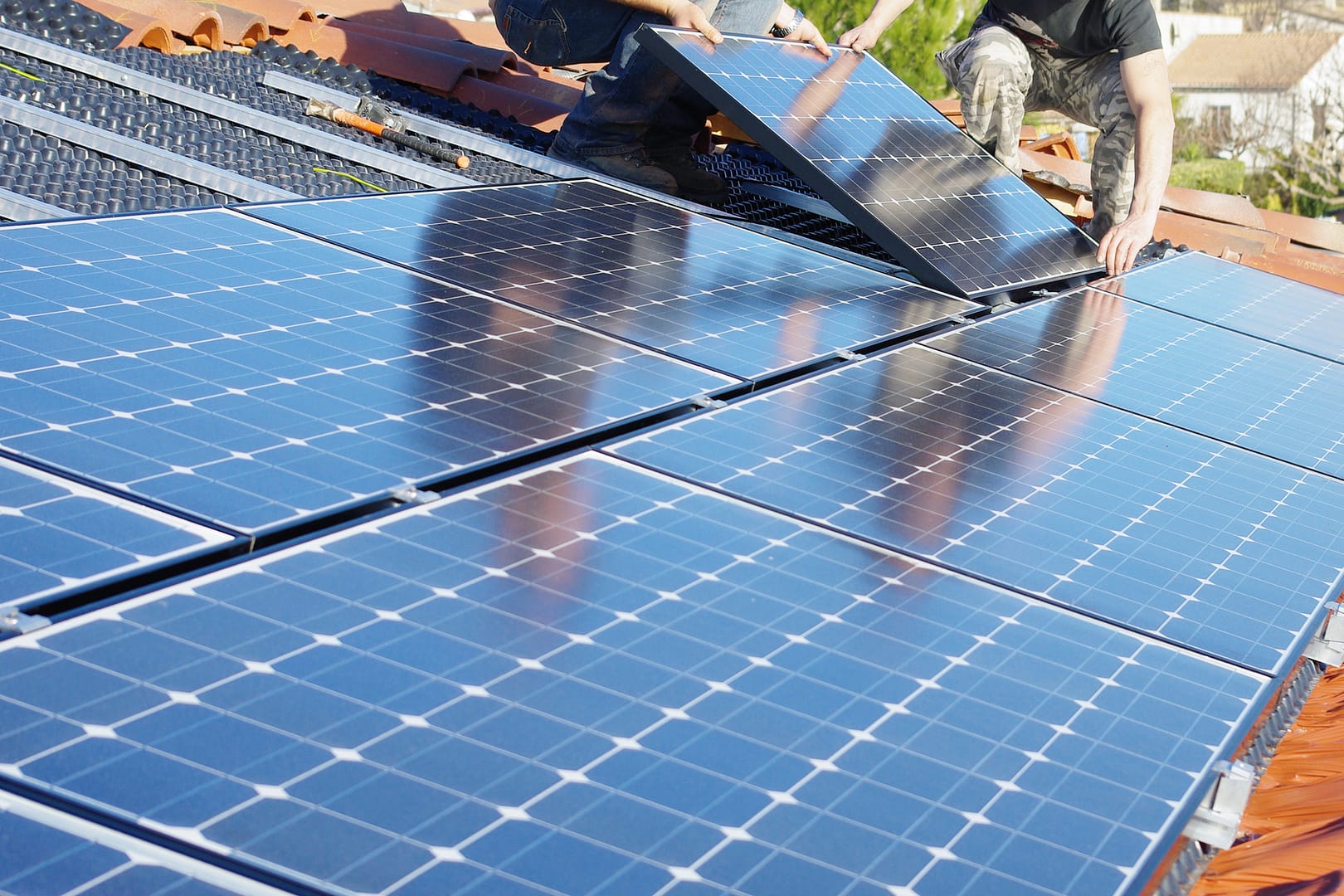 découvrez notre prêt zéro pour l'installation de panneaux solaires ! profitez d'une solution financière accessible pour investir dans les énergies renouvelables tout en réduisant votre facture d'électricité. transformez votre maison en un espace éco-responsable sans frais initiaux.