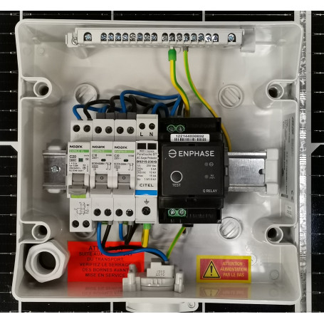 découvrez notre schéma détaillé du coffret ac pour systèmes photovoltaïques. optimisez l'installation de vos panneaux solaires avec nos conseils pratiques et techniques, pour une performance énergétique accrue et une sécurité optimale.