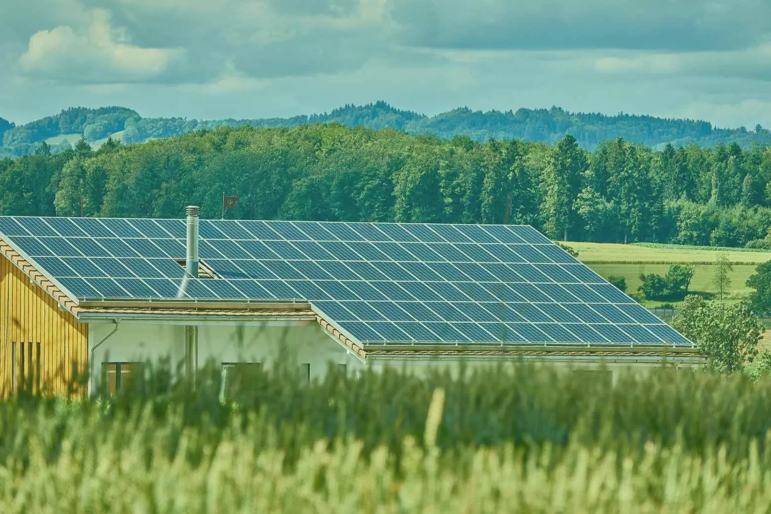 découvrez notre simulateur d'économies solaires pour évaluer les gains potentiels de votre installation photovoltaïque. estimez le retour sur investissement et réduisez vos factures d'électricité tout en contribuant à la transition énergétique. simple et intuitif, commencez à économiser dès aujourd'hui !