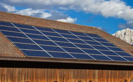 découvrez les avantages de la toiture photovoltaïque pour produire de l'énergie renouvelable chez vous. optez pour une solution écologique qui réduit vos factures d'énergie tout en valorisant votre patrimoine.