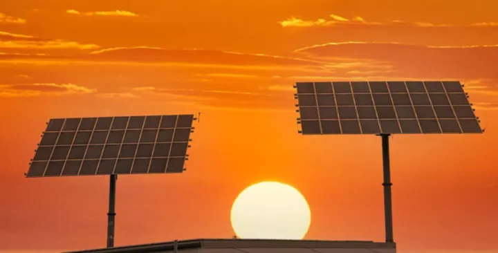 découvrez le tracker solaire, un dispositif innovant qui optimise la capture de l'énergie solaire en suivant le mouvement du soleil. idéal pour maximiser l'efficacité de vos panneaux photovoltaïques, ce système est une solution écologique pour réduire votre empreinte carbone et réaliser des économies d'énergie.