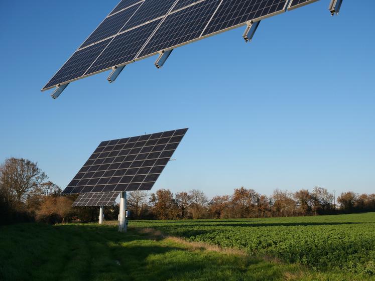 découvrez le tracker solaire, un dispositif innovant qui optimise la capture de l'énergie solaire en suivant le mouvement du soleil. augmentez votre production d'énergie renouvelable et réduisez vos factures d'électricité grâce à cette technologie avancée.